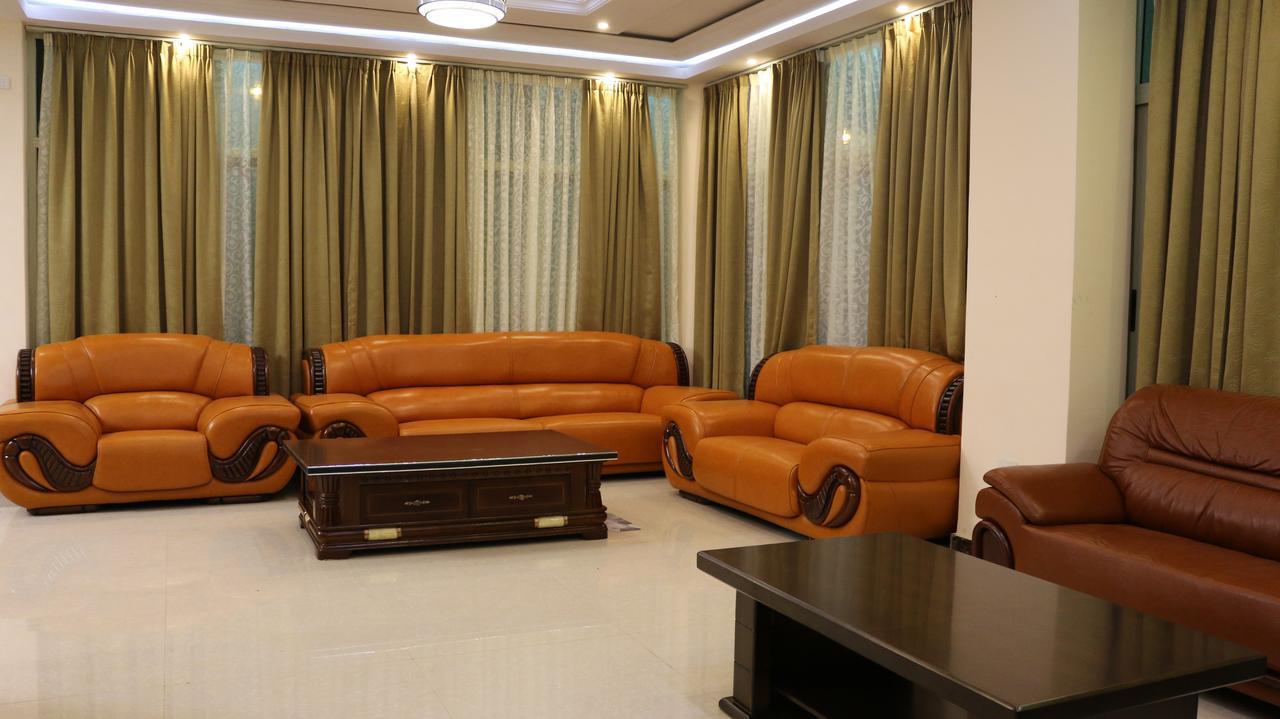 Solyana Hotel Bahir Dar Exterior foto
